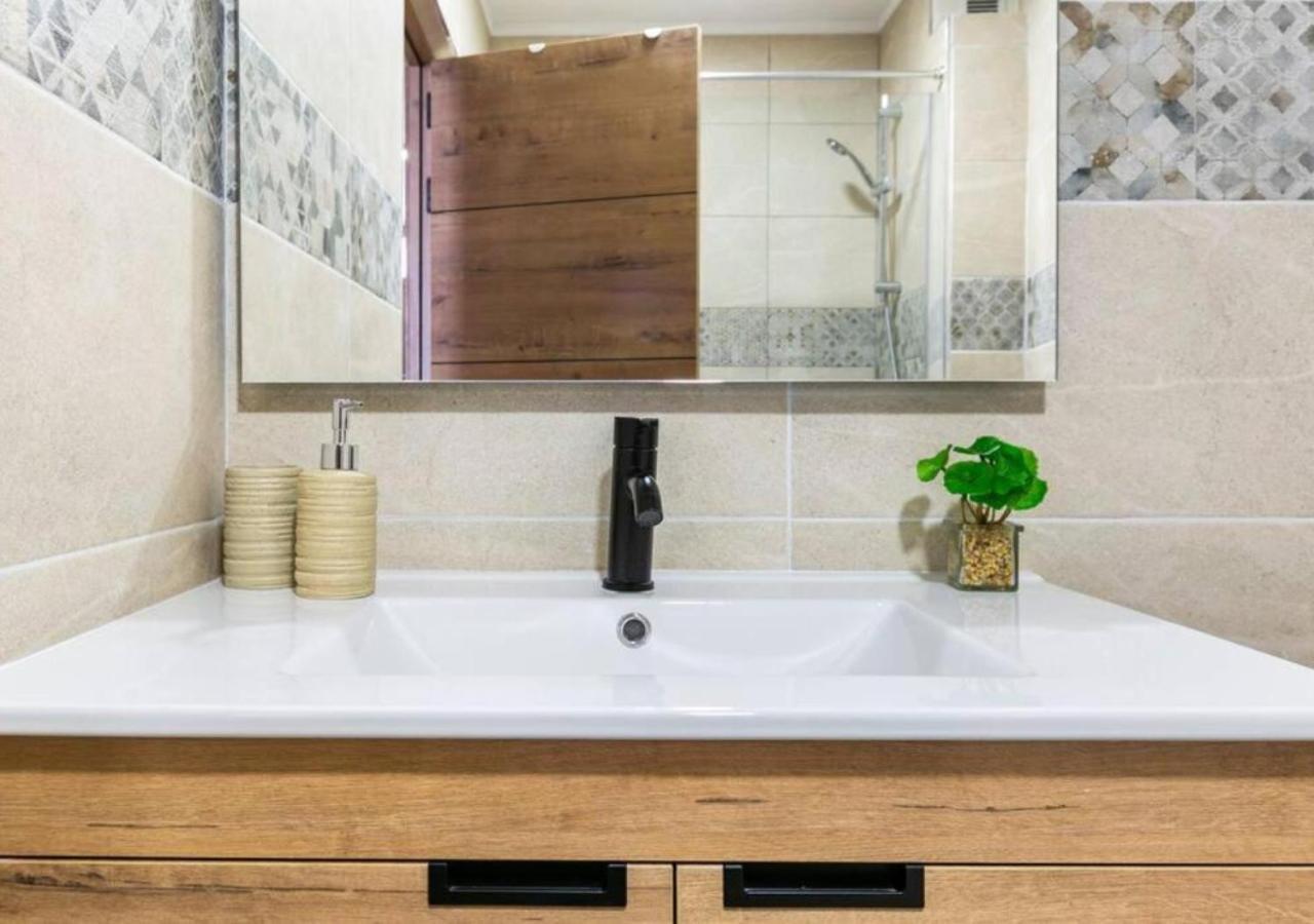 Cosy Apartment In Los Cristianos 5Min To The Ocean 외부 사진